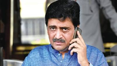 महाराष्ट्राच्या राजकारणात चाललंय तरी काय? राहुल नार्वेकर यांची भेट घेतली अन् अशोक चव्हाण नॉट रिचेबल