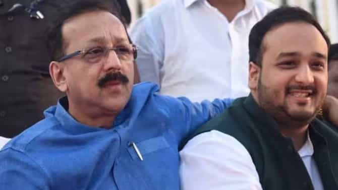 काँग्रेस सोडणाऱ्या बाबा सिद्दीकी यांना धक्का, काँग्रेसने घेतला मोठा निर्णय