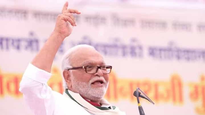 ...तेव्हा छगन भुजबळ आमचे नेते अन् तिकीट देण्याची फॅक्टरी, ओबीसी नेत्याच्या मोठ्या वक्तव्यानं चर्चा ...तेव्हा छगन भुजबळ आमचे नेते अन् तिकीट देण्याची फॅक्टरी, ओबीसी नेत्याच्या मोठ्या वक्तव्यानं चर्चा