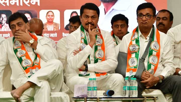 काँग्रेसचे 20-22 आमदार अशोक चव्हाण यांच्या संपर्कात? राज्यसभा निवडणुकीत विरोधात मतदान करणार? काँग्रेसचे 20-22 आमदार अशोक चव्हाण यांच्या संपर्कात? राज्यसभा निवडणुकीत विरोधात मतदान करणार?