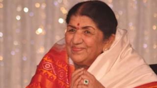 स्मृती इराणी यांच्या मॉडेलिंगच्या दिवसातील ‘तो’ फोटो पाहताच नेटकरी थक्क!