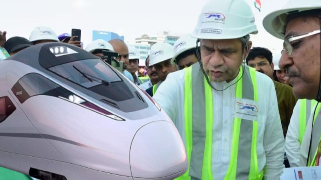समुद्राच्या बोगद्यात बुलेट ट्रेन 320 किमीच्या वेगाने धावणार, मुंबईत आल्यावर रेल्वेमंत्र्याचे महत्वाचे अपडेट