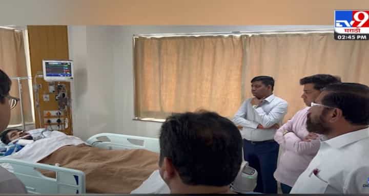 Video | मुख्यमंत्री एकनाथ शिंदे यांनी केली महेश गायकवाड यांच्या प्रकृतीची केली विचारपूस Video | मुख्यमंत्री एकनाथ शिंदे यांनी केली महेश गायकवाड यांच्या प्रकृतीची केली विचारपूस