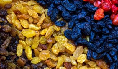 Raisins Benefits : हे आहेत मनुक्याचे प्रकार, जाणून घ्या कोणत्या समस्यांवर कोणते मनुके खावेत
