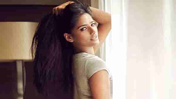 Poonam Pandey Death : पूनम पांडेच्या मृत्यूसाठी कारणीभूत ठरलेल्या कॅन्सरसाठी अर्थसंकल्पात 9 ते 14 वयोगटातील मुलींसाठी मोठी तरतूद