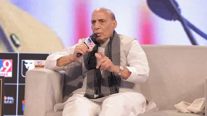 WITT Global Summit : राहुल गांधी डरपोक? आम्ही कोणालाही घाबरत नाही, राजनाथ सिंह यांचा विरोधकांवर निशाणा WITT Global Summit : राहुल गांधी डरपोक? आम्ही कोणालाही घाबरत नाही, राजनाथ सिंह यांचा विरोधकांवर निशाणा