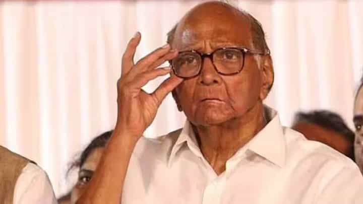 शरद पवार गटाला भाजप मोठा धक्का देणार? 'हा' बडा नेता भाजपात जाण्याच्या हालचाली सुरू शरद पवार गटाला भाजप मोठा धक्का देणार? 'हा' बडा नेता भाजपात जाण्याच्या हालचाली सुरू