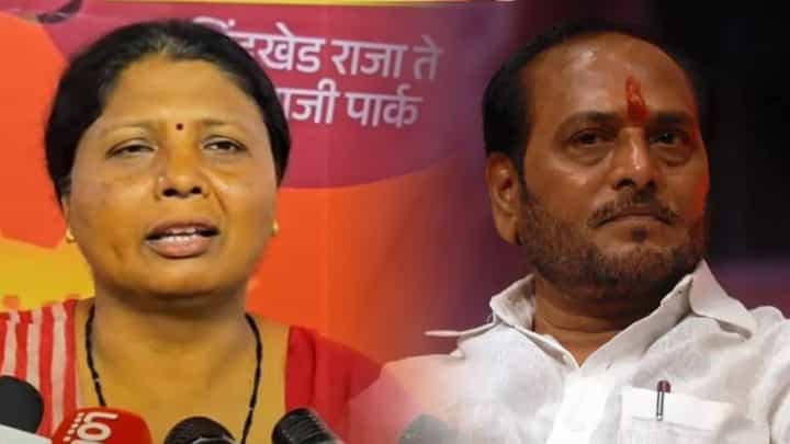 रामदास कदम यांना भांडी घासण्याची हौस? खोचक सवाल करत सुषमा अंधारे यांचा हल्लाबोल रामदास कदम यांना भांडी घासण्याची हौस? खोचक सवाल करत सुषमा अंधारे यांचा हल्लाबोल