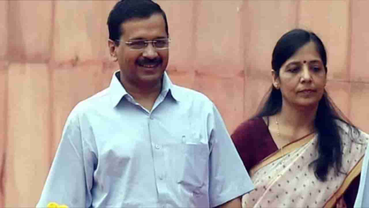 AAP चे नेतृत्व कुणाकडे? इमोशनल कार्डचा सुनीता केजरीवाल यांना होणार फायदा?