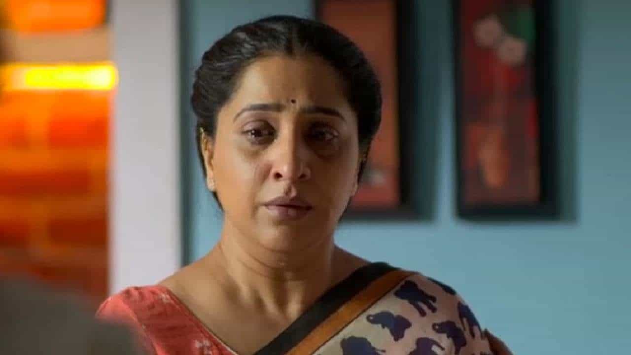 स्टार प्रवाह वाहिनीवरील लोकप्रिय मालिका 'आई कुठे काय करते' अत्यंत महत्त्वाच्या टप्प्यावर येऊन पोहोचली आहे. अरुंधतीने कुटुंबासाठी आपलं सर्वस्व पणाला लावलं. तिच्या वाट्याला मात्र नेहमी संघर्षच आला.