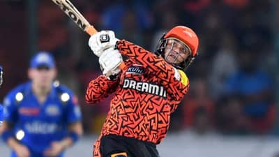 MI vs SRH : हेनरिख क्लासनने ठोकल्या 80 धावा, तरी अभिषेक शर्माला प्लेयर ऑफ द मॅच अवॉर्ड का?