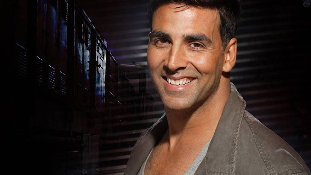 या पार्टीत अनेक बाॅलिवूड कलाकार हे धमाल करताना दिसले. अनेकांनी धमाकेदार डान्स केली. या पार्टीतील अनेक फोटो आणि व्हिडीओ व्हायरल होताना दिसले.