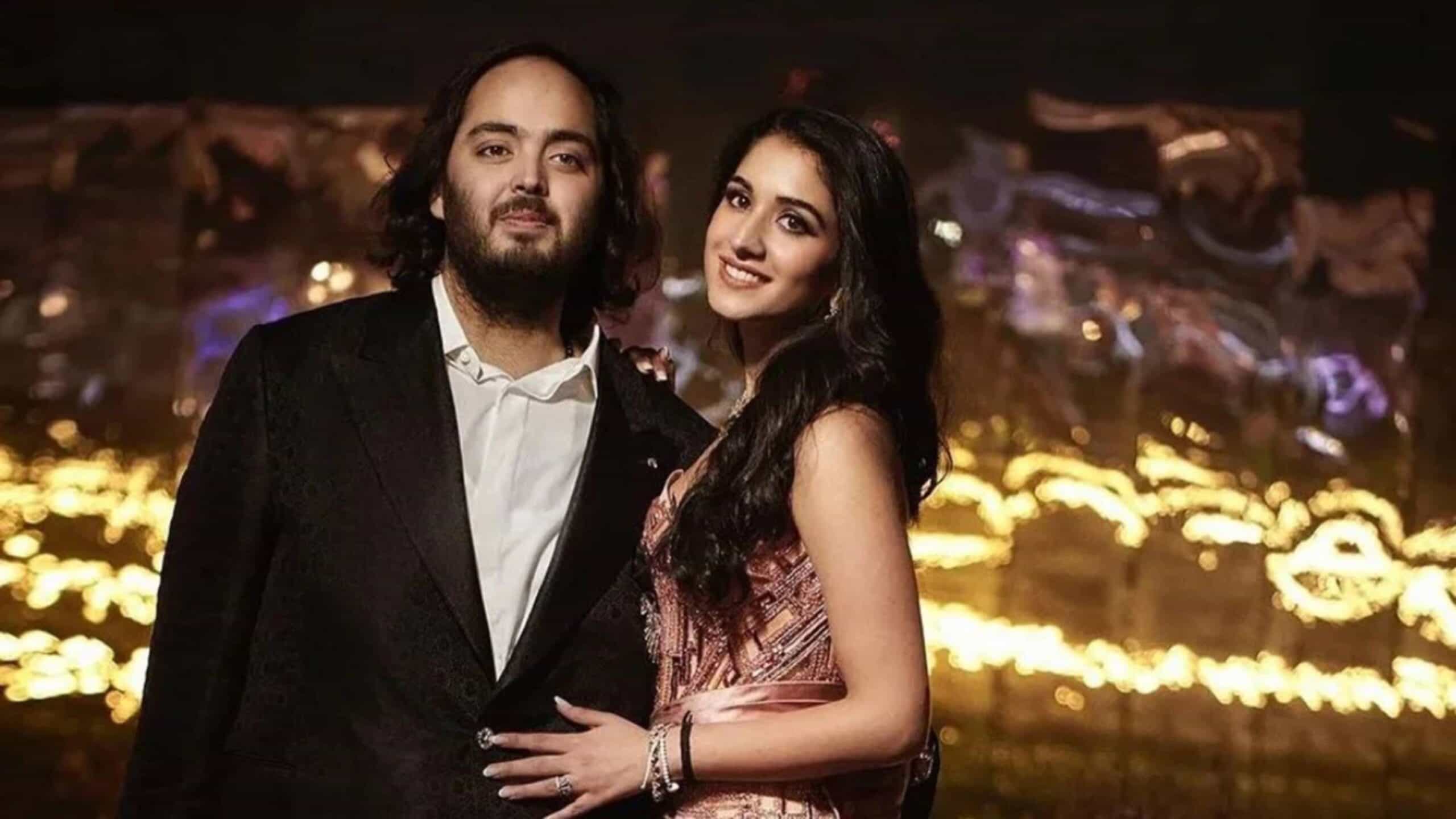 गुजरातमधील जामनगरमध्ये अनंत अंबानी आणि राधिका मर्चंट यांचे प्री वेडिंग फंक्शन धमाक्यात सुरू आहे. बाॅलिवूडचे जवळपास सर्वच कलाकार पोहचले आहेत.