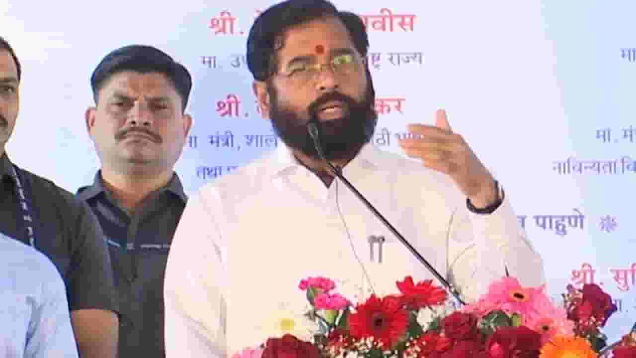 ‘अरे ज्यांनी निवडून दिलंय, त्यांना तर न्याय द्या’, नाव न घेता मुख्यमंत्र्यांचा घणाघात