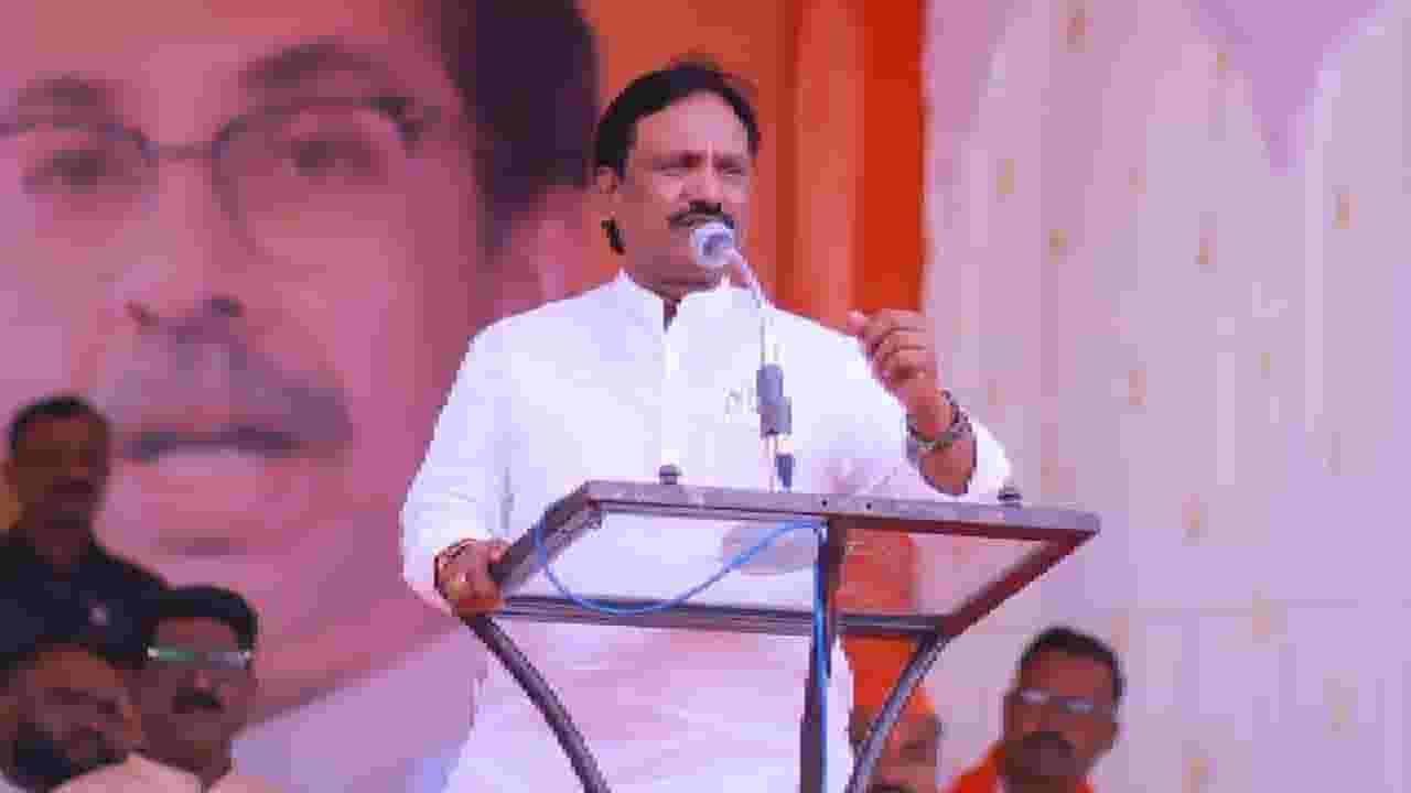 अंबादास दानवे येत्या 8-10 दिवसांत आमच्यासोबत..., शिंदे गटाच्या नेत्याचा मोठा दावा काय? अंबादास दानवे येत्या 8-10 दिवसांत आमच्यासोबत..., शिंदे गटाच्या नेत्याचा मोठा दावा काय?