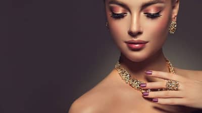 Gold Silver Rate Today | खरेदीच्या उत्साहाला बाजाराचे बळ! सोने आणि चांदीच्या किंमती उतरल्या झरझर