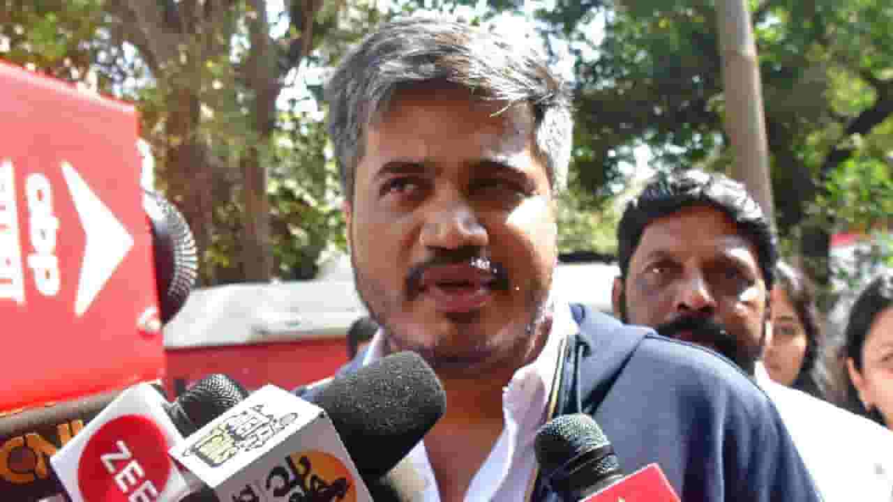 Rohit Pawar On BJP : 'यूज अँड थ्रो' ही भाजपाची प्रवृत्ती, रोहित पवारांचा थेट हल्लाबोल