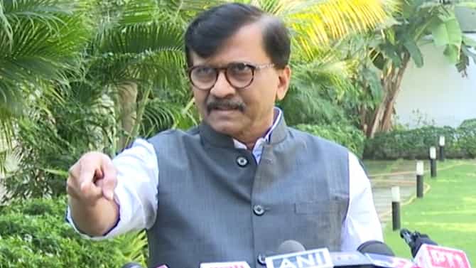 देशातील मतदारांचा EVMवर विश्वास नाही, तरीपण आम्ही...; संजय राऊतांचा निवडणुक आयोगावर निशाणा