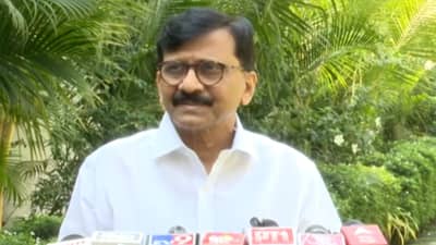 याचा विचार उदयनराजेंनीच करायला हवा; संजय राऊत नेमकं काय म्हणाले?