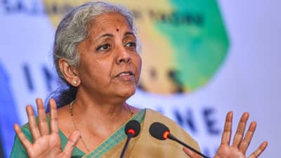 निवडणूक लढविण्याइतके सुद्धा पैसे नाहीत; निर्मला सीतारमण यांची संपत्ती तरी किती?