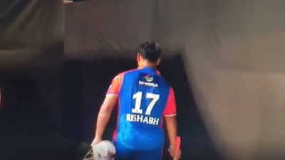 IPL 2024 : ऋषभ पंतने हद्द ओलांडली, OUT झाल्यानंतर नको ते केलं? Video