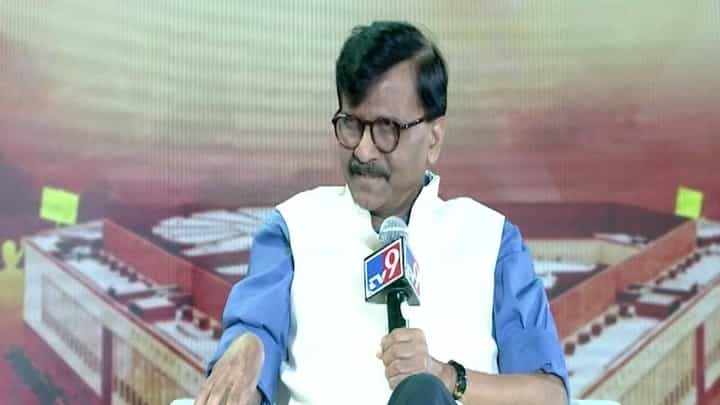 मोदींच्या सातबाऱ्यावर रामाचं नाव लिहिलंय? मोदी गॅरंटीवर केला सवाल अन् संजय राऊत भडकले मोदींच्या सातबाऱ्यावर रामाचं नाव लिहिलंय? मोदी गॅरंटीवर केला सवाल अन् संजय राऊत भडकले