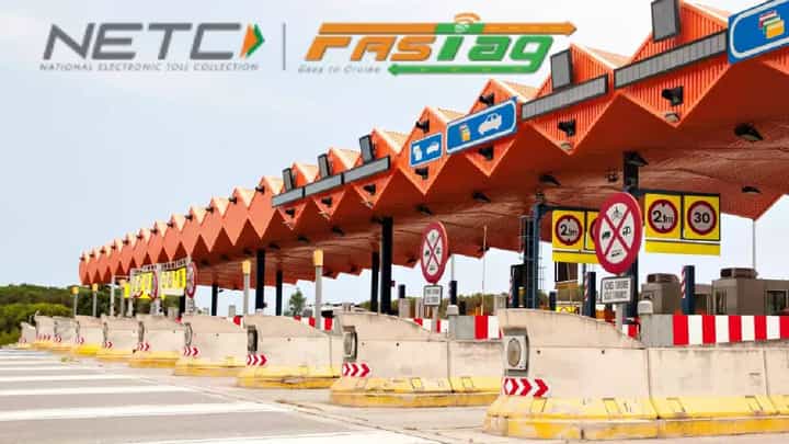 Toll Tax Rate : महामार्गावरील तुमचा प्रवास महागणार, आता 'इतका' टोल भरावा लागणार Toll Tax Rate : महामार्गावरील तुमचा प्रवास महागणार, आता 'इतका' टोल भरावा लागणार