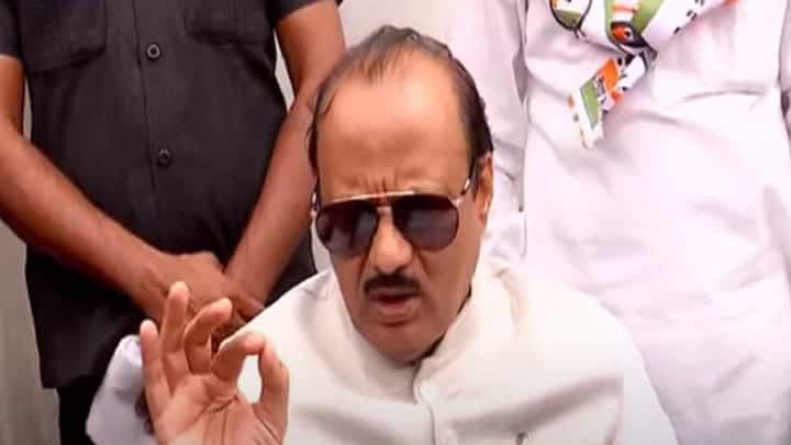 'मी मराठी भाषेत बोललो...', जागावाटपावर प्रश्न विचारताच अजितदादा भडकले 'मी मराठी भाषेत बोललो...', जागावाटपावर प्रश्न विचारताच अजितदादा भडकले