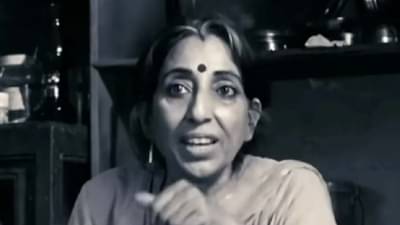 3 इडियट्समधील राजू रस्तोगीची गरीब आई आठवतेय? खऱ्या आयुष्यात त्यांची मुलगी दिसते इतकी सुंदर