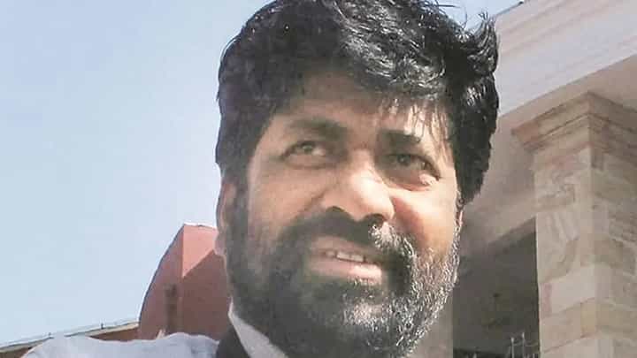 Bachchu Kadu : 'माझा अपघात...', बच्चू कडू यांच्या जीवाला धोका, पोलीस अधीक्षकांना काय लिहीलं पत्र? Bachchu Kadu : 'माझा अपघात...', बच्चू कडू यांच्या जीवाला धोका, पोलीस अधीक्षकांना काय लिहीलं पत्र?