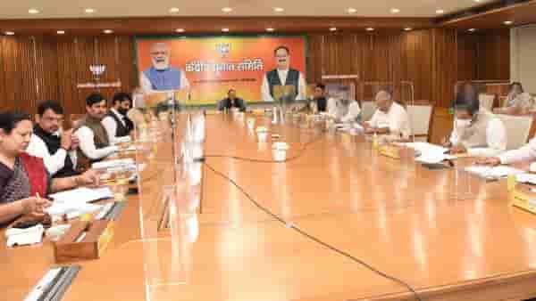 भाजपच्या दिल्लीतल्या बैठकीतली Inside Story, महाराष्ट्रात कुणाकुणाची उमेदवारी फिक्स?