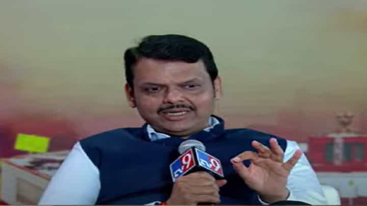 मोदींची गॅरंटी म्हणजे काय... देवेंद्र फडणवीसांनी एका वाक्यात सांगितला अर्थ मोदींची गॅरंटी म्हणजे काय... देवेंद्र फडणवीसांनी एका वाक्यात सांगितला अर्थ