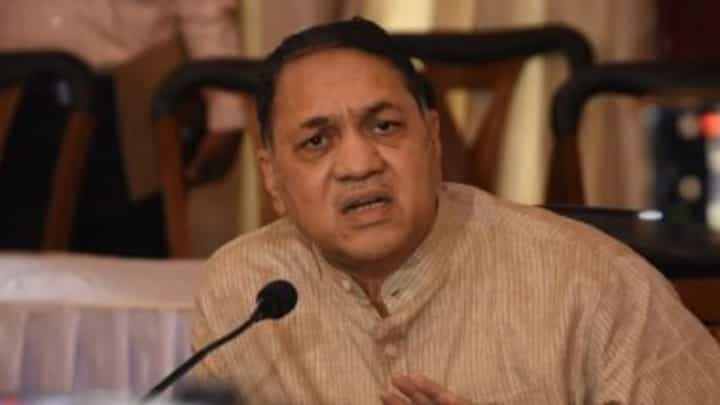 लवकरच बरा होऊन... दिलीप वळसे पाटील यांचं दुखापतीनंतर पहिलं टि्वट काय? लवकरच बरा होऊन... दिलीप वळसे पाटील यांचं दुखापतीनंतर पहिलं टि्वट काय?