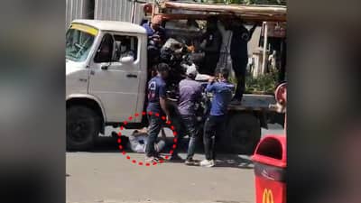 वाहतूक पोलिसांनी केली दुचाकी टो...मग चालकाने असे काही केले की पोलिसांना सोडून द्यावे लागले