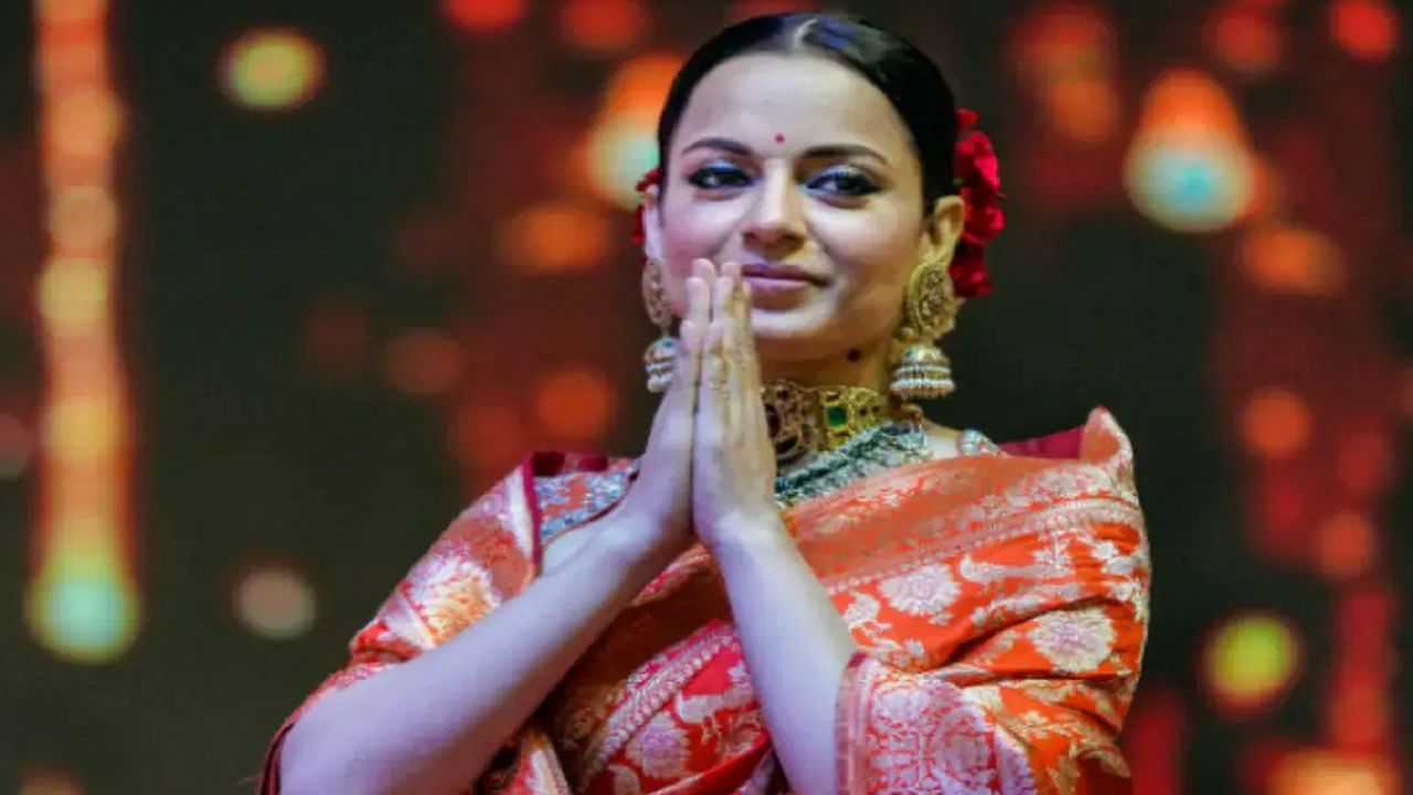 'लहानपणी घर सोडलं म्हणून...', कंगनाची राजकारणात एन्ट्री, जनतेला आवाहन करत म्हणाली... 'लहानपणी घर सोडलं म्हणून...', कंगनाची राजकारणात एन्ट्री, जनतेला आवाहन करत म्हणाली...