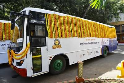 प्रदुषण रोखण्यासाठी एसटी महामंडळाचा क्रांतीकारी निर्णय, लालपरी एलएनजीवर धावणार