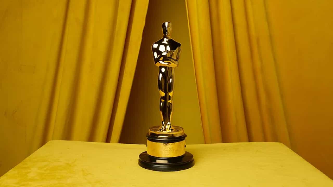 Oscars 2024 : 96 वा अकॅडमी अर्थात ऑस्कर पुरस्कार सोहळ्याची सुरुवात मोठ्या जल्लोषात झाली आहे. पुरस्कार सोहळा कॅलिफोर्नियातील लॉस एंजिलिसमधील डॉल्बी थिएटरमध्ये पार पडत आहे. 'ऑस्कर' विजेत्यांना एक गुडी बॅग मिळते...