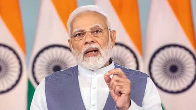 निवडणूक जाहीर झाल्यानंतर पंतप्रधान मोदी यांची पहिली प्रतिक्रिया; म्हणाले, घोटाळे आणि धोरण ठरविण्याचा लकव्याने...