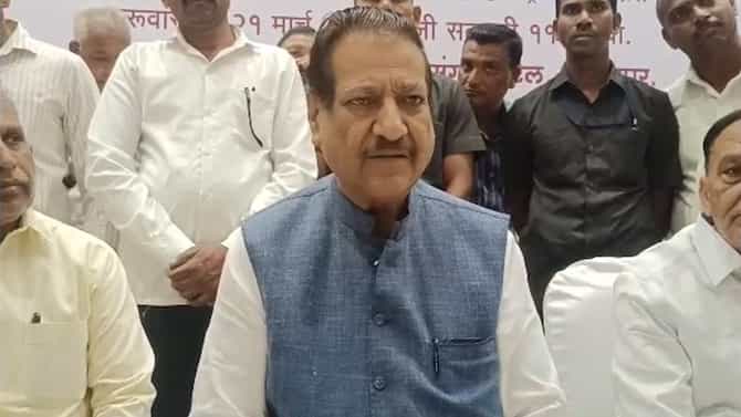 साताऱ्यात उदयनराजेंविरोधात पृथ्वीबाबा लढणार?, शरद पवार काढू शकतात हुकूमाचा एक्का; मोठी खेळी होणार ?