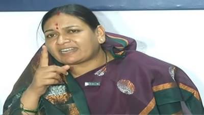 अबला नाही, सबला आहे, दुर्गेचं रूप घेईन, उमेदवारी रद्द होताच रश्मी बर्वे कडाडल्या