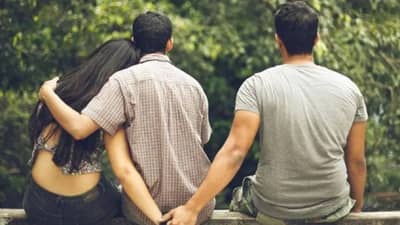 पत्नीने दुसऱ्या पुरुषासोबत संबंध ठेवण गुन्हा नाही... नवऱ्याच्या याचिकेवर हायकोर्टाने असं का म्हटलं?