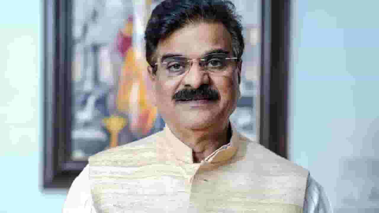 विजय शिवतारेंची राष्ट्रवादीच्या नेत्यानं इशारा देत काढली लायकी अन् औकात, बघा काय केला हल्लाबोल?