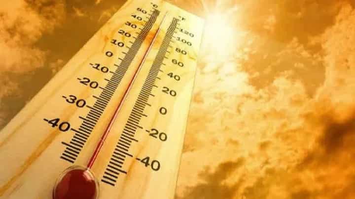 महाराष्ट्रासह देशातील 11 राज्यांना उन्हाच्या झळा बसणार, हवामान खात्याचा इशारा महाराष्ट्रासह देशातील 11 राज्यांना उन्हाच्या झळा बसणार, हवामान खात्याचा इशारा
