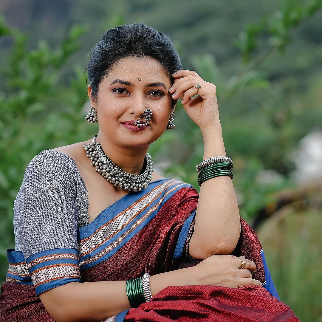 Actress Prajakta Raj Jewellery Mhalsa Collection Shindeshahi Tode launch! : 'प्राजक्तराज' या तिच्या ज्वेलरी ब्रँडकडून नवा दागिना लाँच करण्यात आला आहे