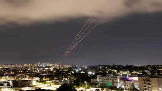 Iran Attack on Israel : इराणने हल्ल्यासाठी कुठली ड्रोन्स, मिसाइल वापरली? प्रत्यक्ष किती नुकसान? महत्त्वाची माहिती समोर