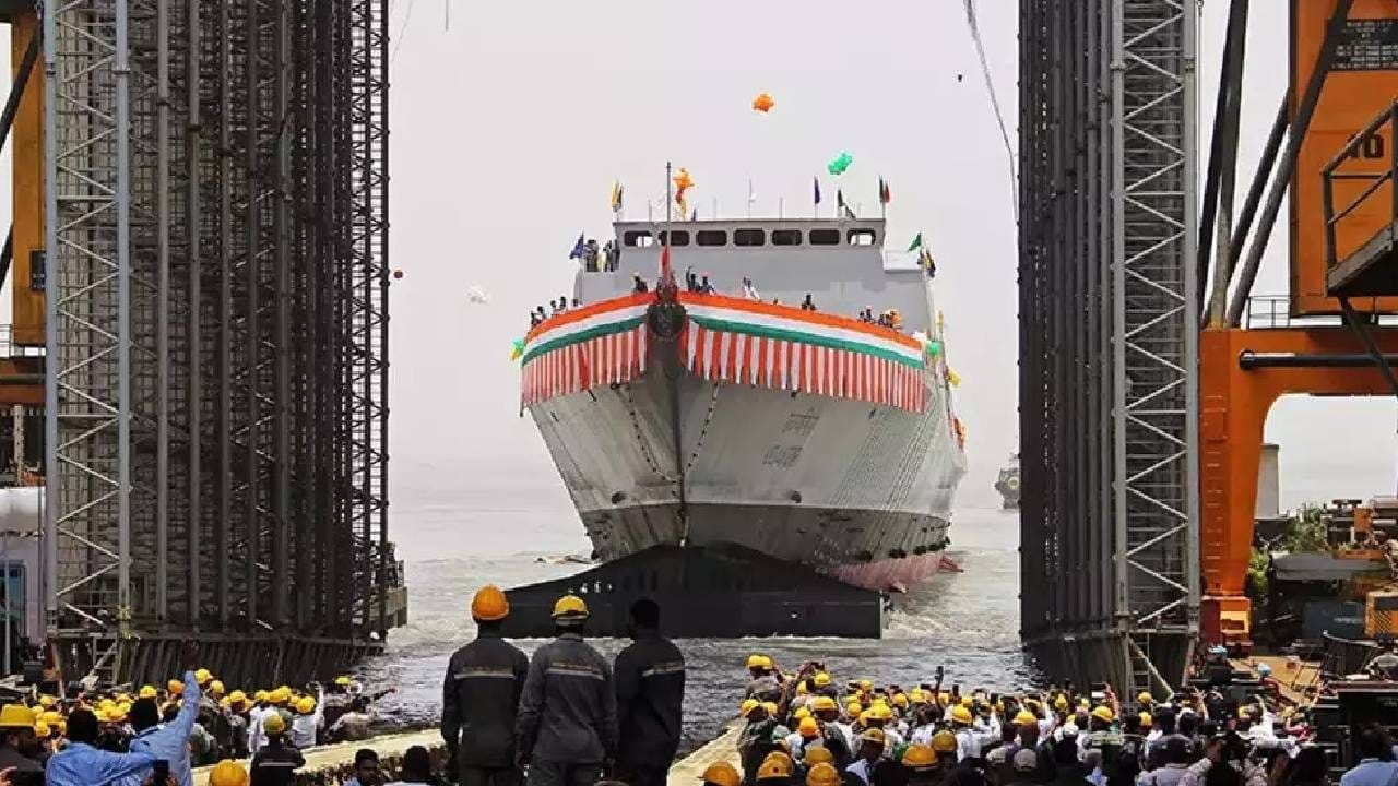 माझगाव डॉक शिप बिल्डर्स लिमिटेडमध्ये नोकरी करण्याची मोठी संधी ही तुमच्याकडे नक्कीच म्हणावी लागेल. नोकरीच्या शोधात असणाऱ्यांनी लगेचच करावीत अर्ज.