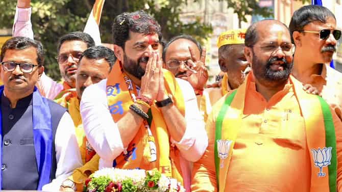 मुरलीधर मोहोळ यांच्या विरोधात काँग्रेसची आचारसंहिता भंगची तक्रार, कशासाठी घेतला आक्षेप