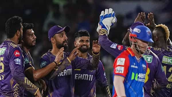 कोलकाता नाईट रायडर्सने प्रथम फलंदाजी करत 7 विकेट्स गमवून 272 धावा केल्या. तर दिल्ली कॅपिटल्सला 17.2 षटकात 166 धावांवर रोखलं. विजयानंतर कोलकाता नाईट रायडर्स संघ अव्वल स्थानी पोहोचला आहे. तर दिल्ली कॅपिटल्सचा संघ नवव्या स्थानावर घसरला आहे. तसेच नेट रनरेटवरही परिणाम झाला आहे.
