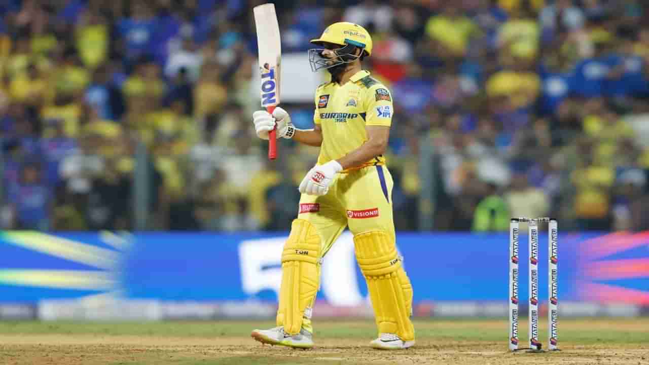 MI vs CSK : ऋतुराजचं सिक्ससह रेकॉर्डब्रेक अर्धशतक, केएल-सचिनला पछाडलं, ठरला पहिला भारतीय