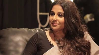 अरेच्या विद्या बालनला भीक मागावी लागली?; कॉफी शॉप अन् रेल्वे स्थानकात असं काय घडलं?